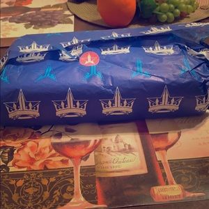 Brand new Jeffree star blue blood pallet